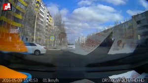 Ребенок выбежал на дорогу