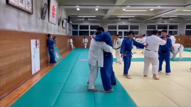 SAITO Tatsuru VS ILIAS ILIADIS 【斉藤 立 対 イリアス・イリアディス 】(講道館) смотреть онлайн