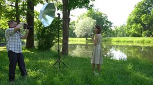 Вспышка Godox V1. Тест на пленере