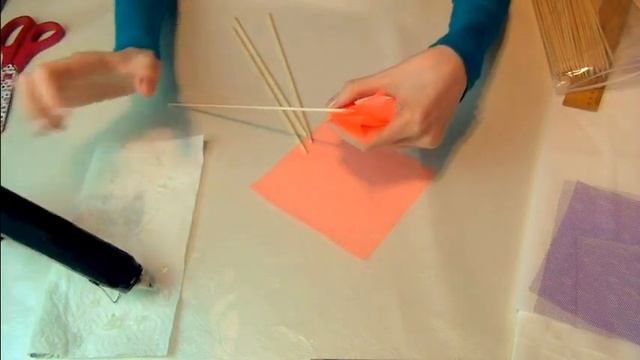 Букет из киндер сюрпризов. Подарок к 8 марта своими руками.
