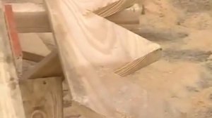 Однопролетная лестница - каркасный пол и лестница  Лари Хоон.