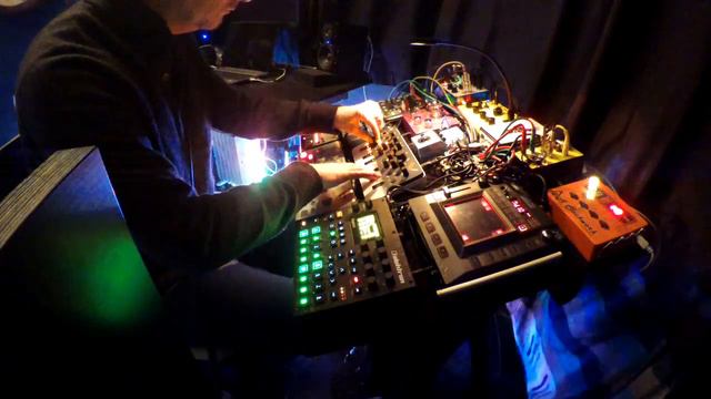 Detune смотреть онлайн