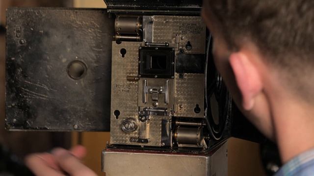 ASKANIA - Легендарная 35 мм кинокамера III Рейха. Обзор. Askania hand crank camera 1930s Germany.