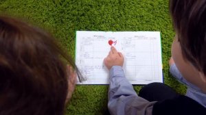 Камиль ПОЛУЧИЛ ДВОЙКУ Не ХОЧЕТ ходить в ШКОЛУ! Аминка СПАСАЕТ БРАТА! Для детей kids children