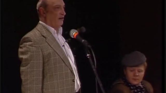 "Холуй трясётся" и "Как бесчётным жёнам гарема"