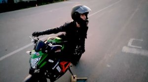 Стабилизация мотоцикла. Свешивание внутрь поворота на мотоцикле