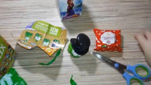 Распаковка свитбоксов Холодное сердце и ам ням \ unboxing sweetbox with om nom and frozen