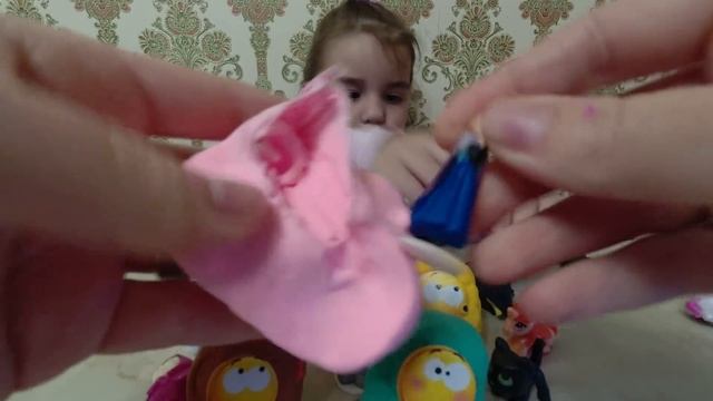 Яйца с сюрпризом! Разноцветные шарики. Что внутри? Сюрприз! Video for Kids / Surprise eggs