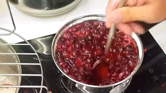 ★ Вишневое варенье.?