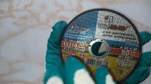Круг отрезной 125х3,0х22 мм LUGAABRASIV для металла Видеоотзыв (обзор) Михаила