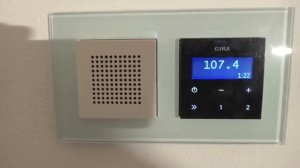 Gira радио на кухню в подрозетник Esprit