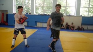 Side kick или йоко гери как грозное оружие бойца ММА! Тренировка на обучение ударов ногами.