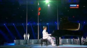 Пианист Олег Аккуратов исполняет Гимн Паралимпиады 2014 на Закрытии