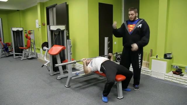 Техника выполнения жима лежа смотреть онлайн