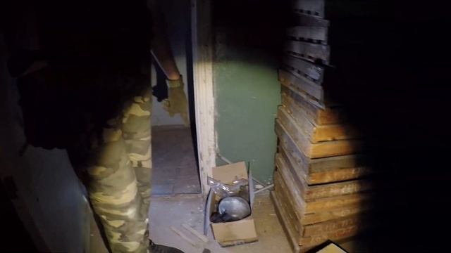 Нашли заброшенный кинотеатр и много аудио аппаратуры-Заброшенный мир !