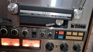 Катушечный магнитофон teac A7400