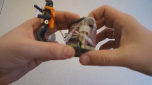 Посылка для аквариума - декоративный распылитель водолаз с сундуком