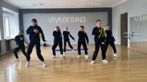 Козацькому роду нема переводу -танець