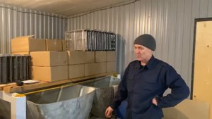 Процесс откачки мёда ??