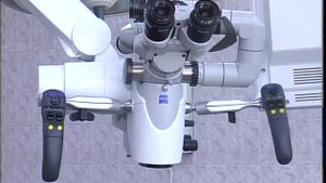 В областной больнице установили нейрохирургический микроскоп