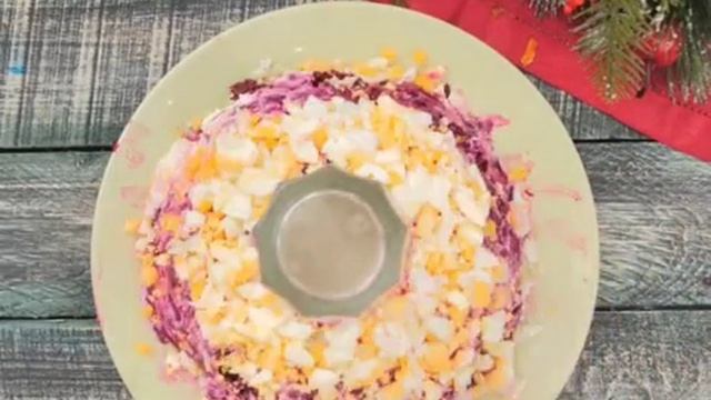 3 СУПЕР-ВКУСНЫХ САЛАТА НА НОВЫЙ ГОД (Овощной с моцареллой, "гранатовое кольцо", винегрет)