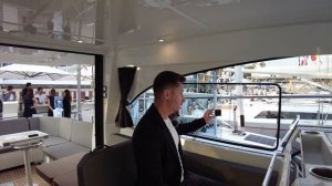 Моторная яхта Beneteau Antares 11 обзор