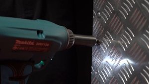 Обзор Аккумуляторного заклепочного пистолета Makita DRV150