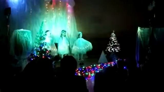 Снежинки из спектакля #снежнаякоролева