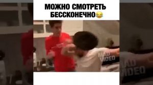 Как нужно жарить блины ??"прикол"!