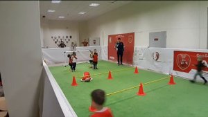 Тренировка по футболу для детей