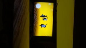 Бабка Гренни танцует под песню незабудка