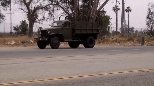 1940's GMC CKW or Chevy G series trucks смотреть онлайн