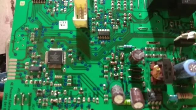 Ремонт стиральной машинки Electrolux, Zanussi, AEG, ошибка Е66 , Е60 . Ремонт модуля EWM 1000 плюс. смотреть онлайн