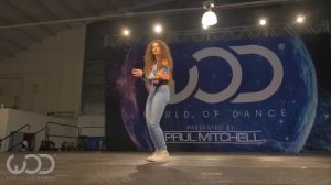 То, что она вытворяет, просто фантастика! Зовут её Dytto девушка барби