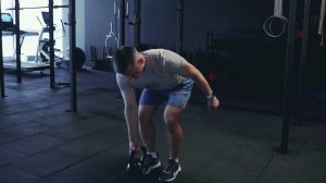 Попеременная тяга гориллы гири/Alternating KB Gorilla Row