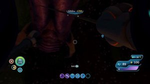 Riding a sea dragon leviathan in subnautica hardcore!