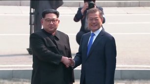 Первая встреча лидеров Северной и Южной Кореи за 68 лет.