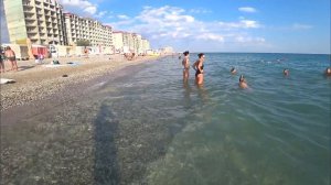 Евпатория Крым. На пляже на море. Пляж на ул. Симферопольской