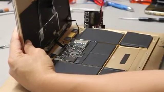 Apple New Macbook 12 A1534 EFI Password, iCloud unlock смотреть онлайн