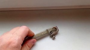 Ключ для тормозных трубок с зажимом