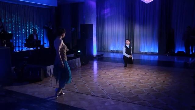 Mikhail Kozhatkin & Maria Potshukaeva.Kremlin 03/06/2017/Show El tango de Plata. смотреть онлайн