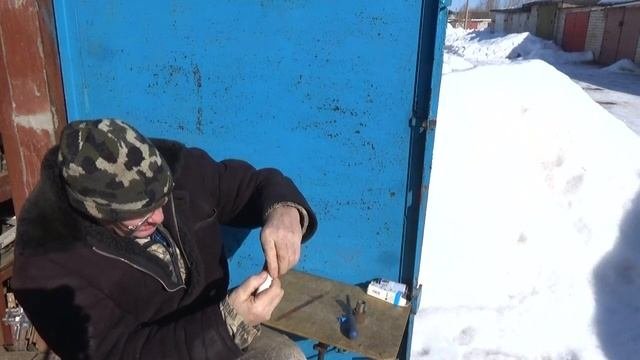 Очень удобно смазывать.