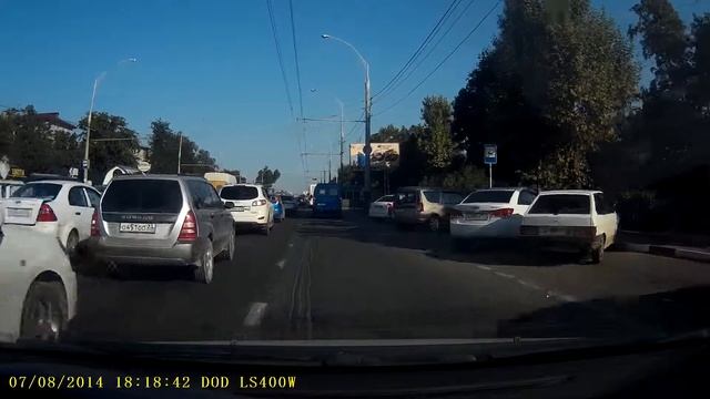 киа р013ке123 и лада с237ве01 в зоне действия остановки общественного транспорта смотреть онлайн