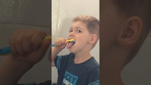 Массаж зубной щеткой