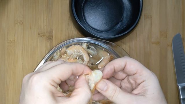 Салат из креветок, авокадо и рукколы смотреть онлайн