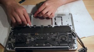 MacBook Pro (Retina, 13-inch, Late 2012) A1425 Battery Replacement