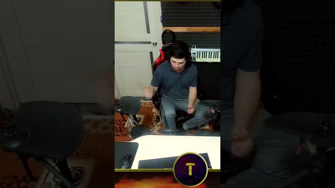 Играю на барабанах песню Ягодка малинка #барабаны #short #новаяпесня #shortvideo #метроном