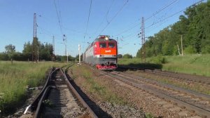 Электровоз ЧС7-223 с поездом № 109 Москва - Анапа