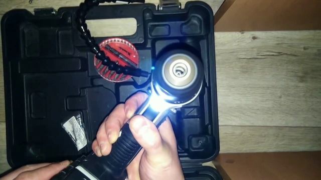 Обзор, дрель-шуруповерт WERKER аккумуляторная. смотреть онлайн