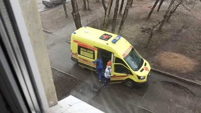 Смоленск.врачи без масок и перчаток!вот это помогли америкосам!